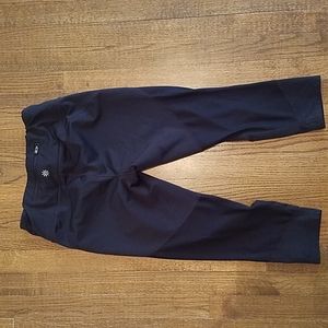 Athleta ladies cropped leggings